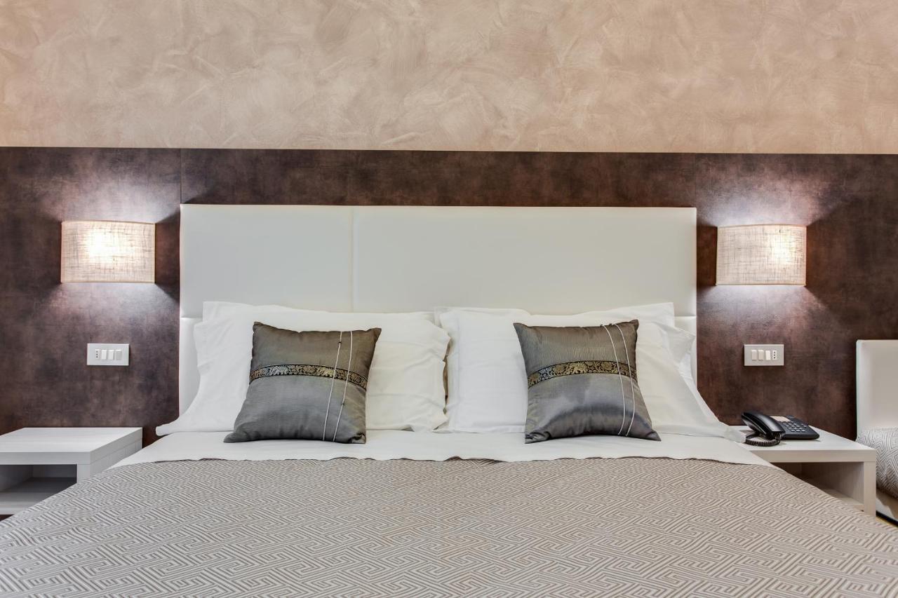 Hotel Dolcevita Cesena Bagian luar foto