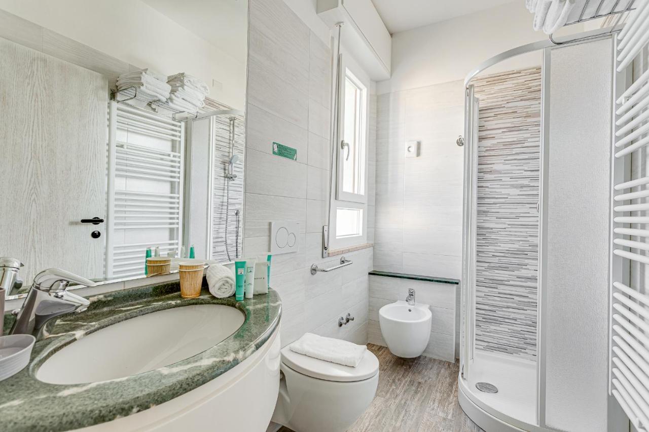 Hotel Dolcevita Cesena Bagian luar foto